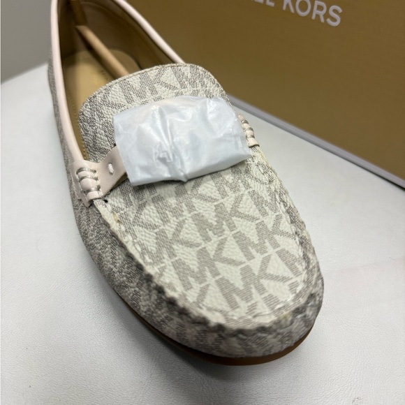 Michael Kors Beige Patterned Loafers - Picture 3 of 4